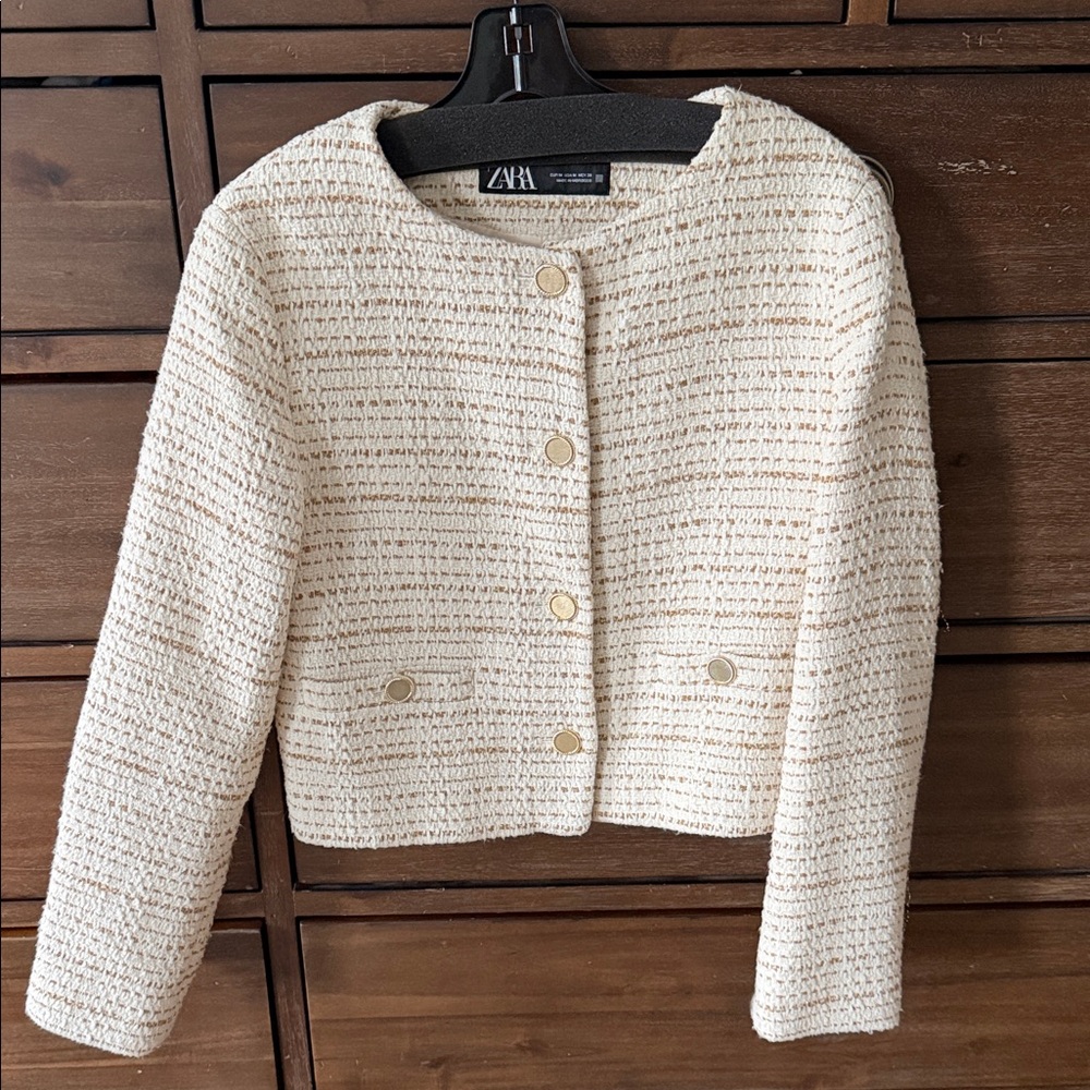 Zara cream Button-Up Jacket- size medium